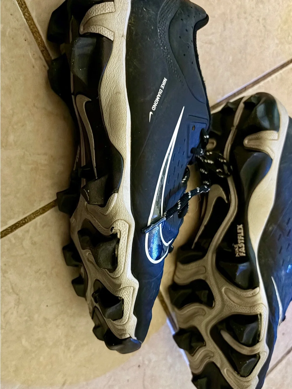 Nike Women’s Black & White Cleats 7.5